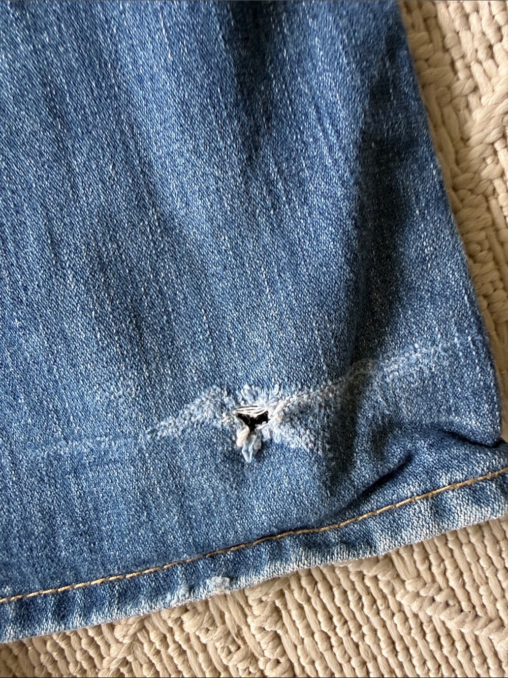 True Religion Boys' Billy Dark Blue Denim Jeans Distressed - Size 4 - Picture 8 of 11